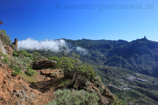 Ausblick auf den Pico de las Nieves und Roque Nublo