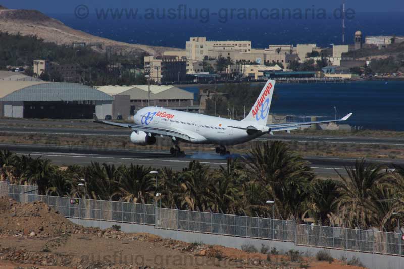 Flugzeug von Air Europa landet am Flughafen von Gran Canaria