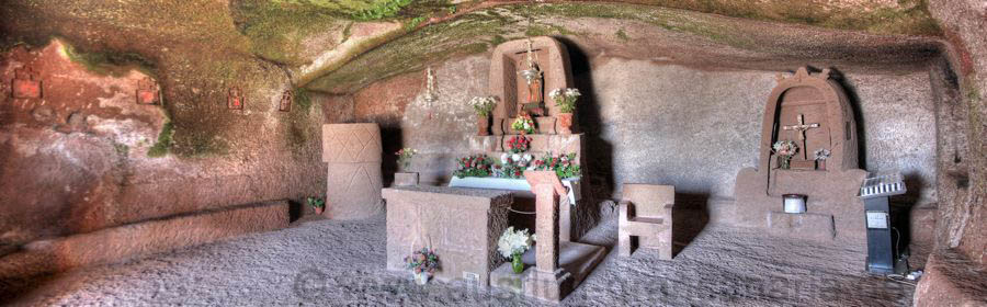 Höhlenkapelle von Artenara mit der Virgen de la Cuevita